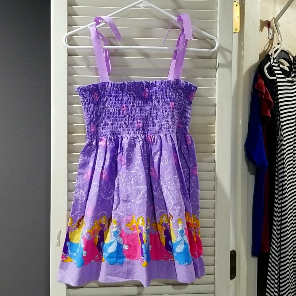Disney princesses dress for girls handmade size 5/small